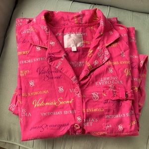 Victoria’s Secret button down cotton pajamas size large long sleeve top & pants